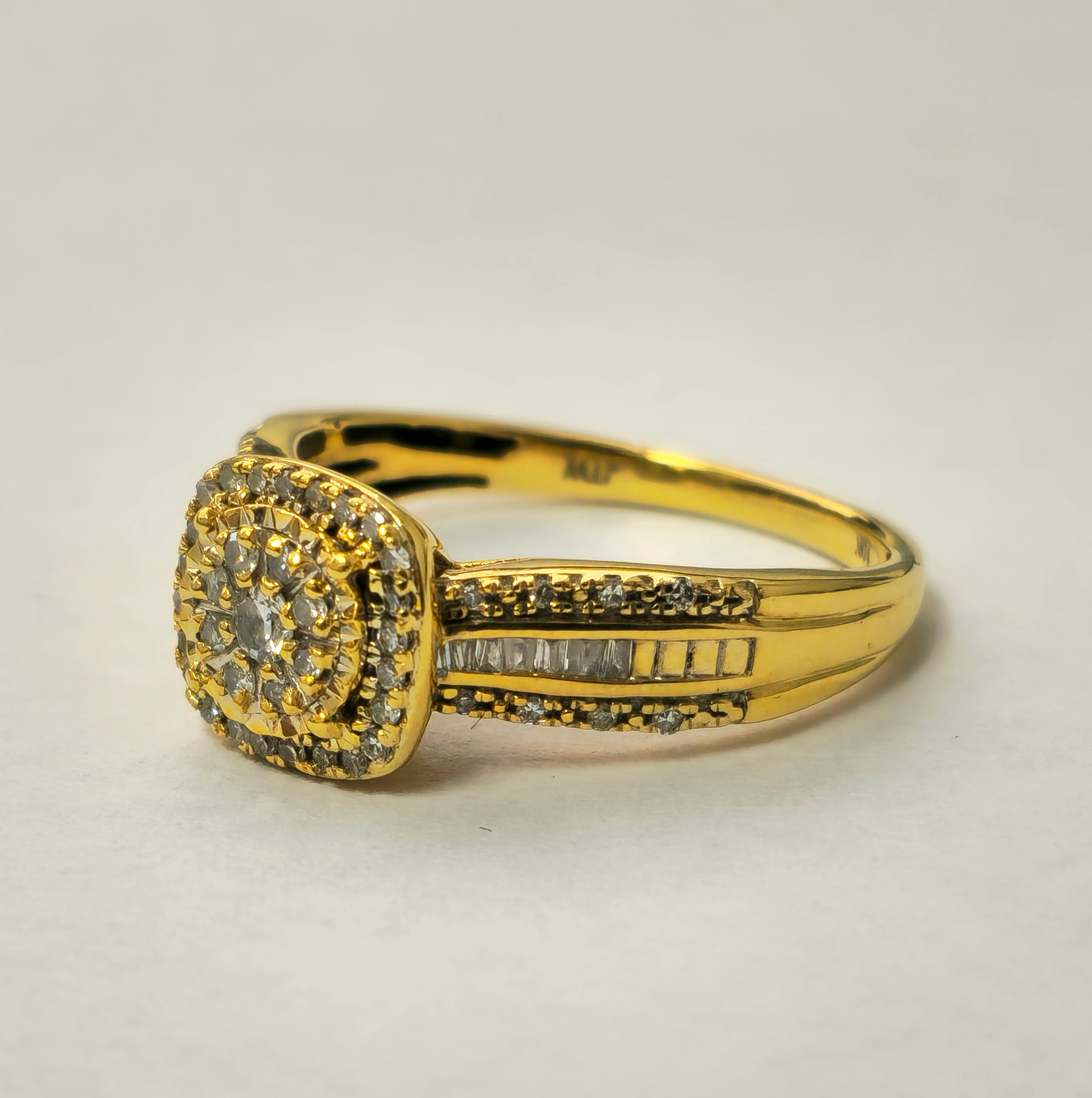 0.60 Carat Total Diamond Wedding Ring in 10k yellow Gold
