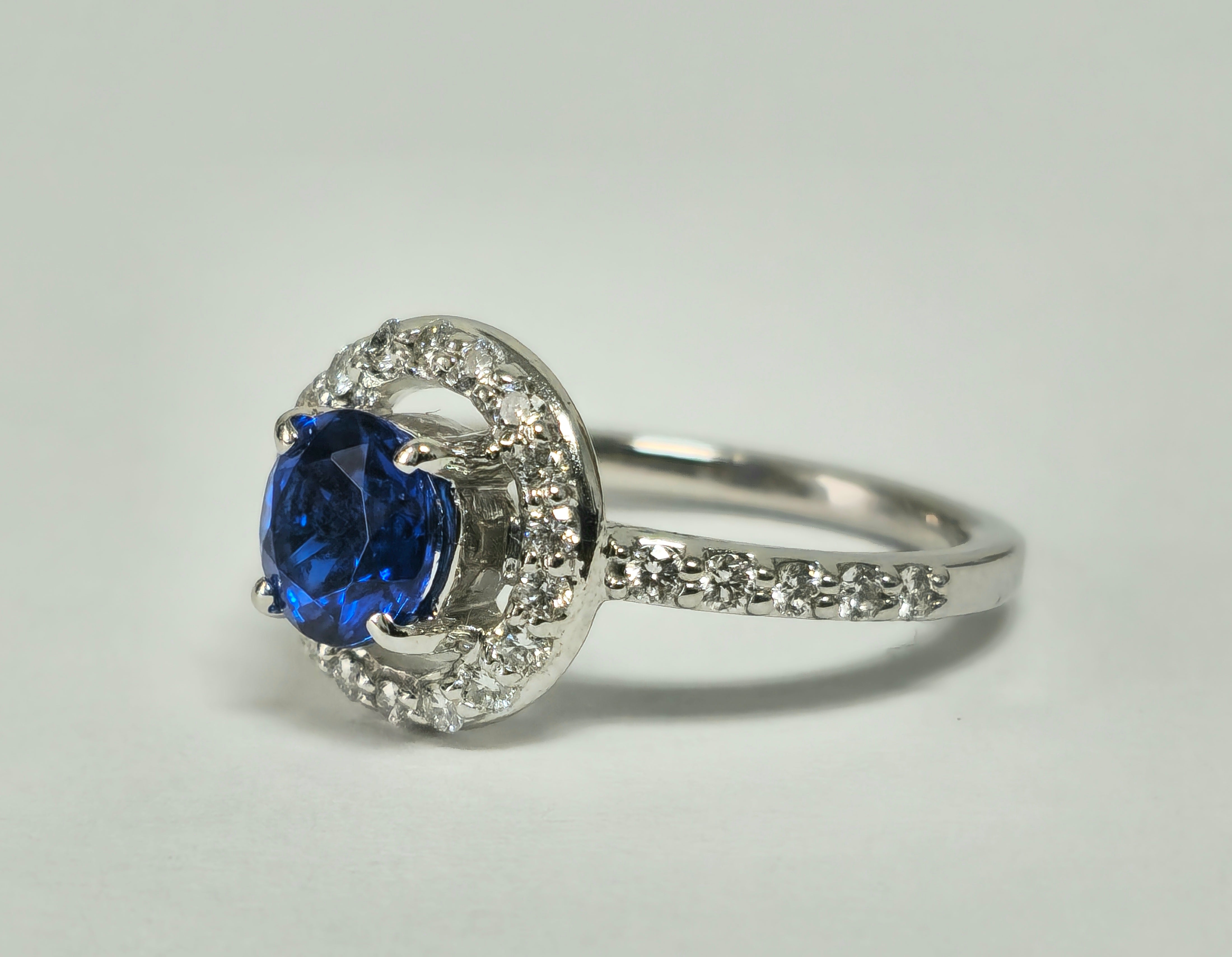 Vintage, Blue Sapphire & Diamond Ring For Womens