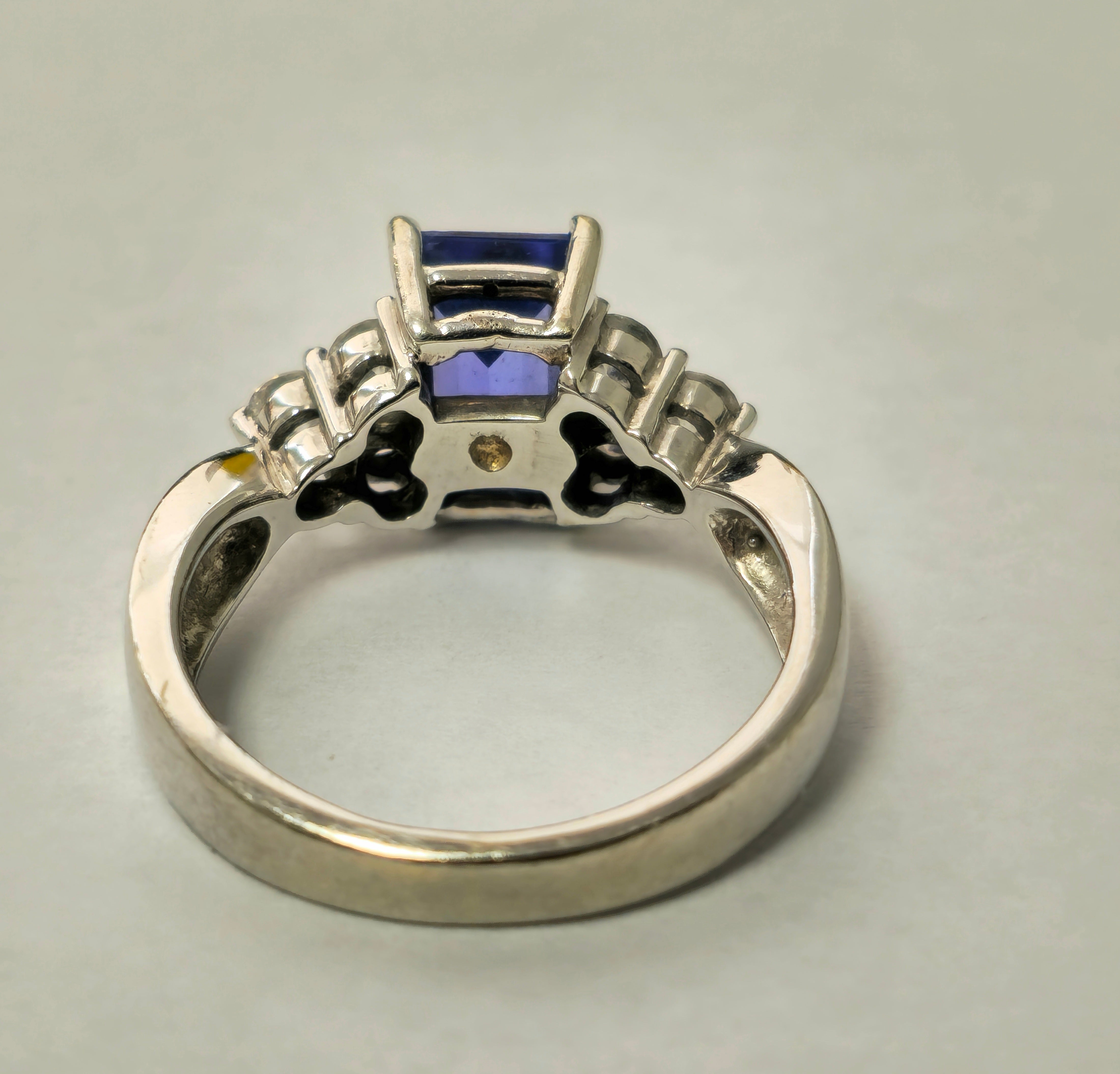 2.20 Carat Tanzanite & Diamond Engagement Ring