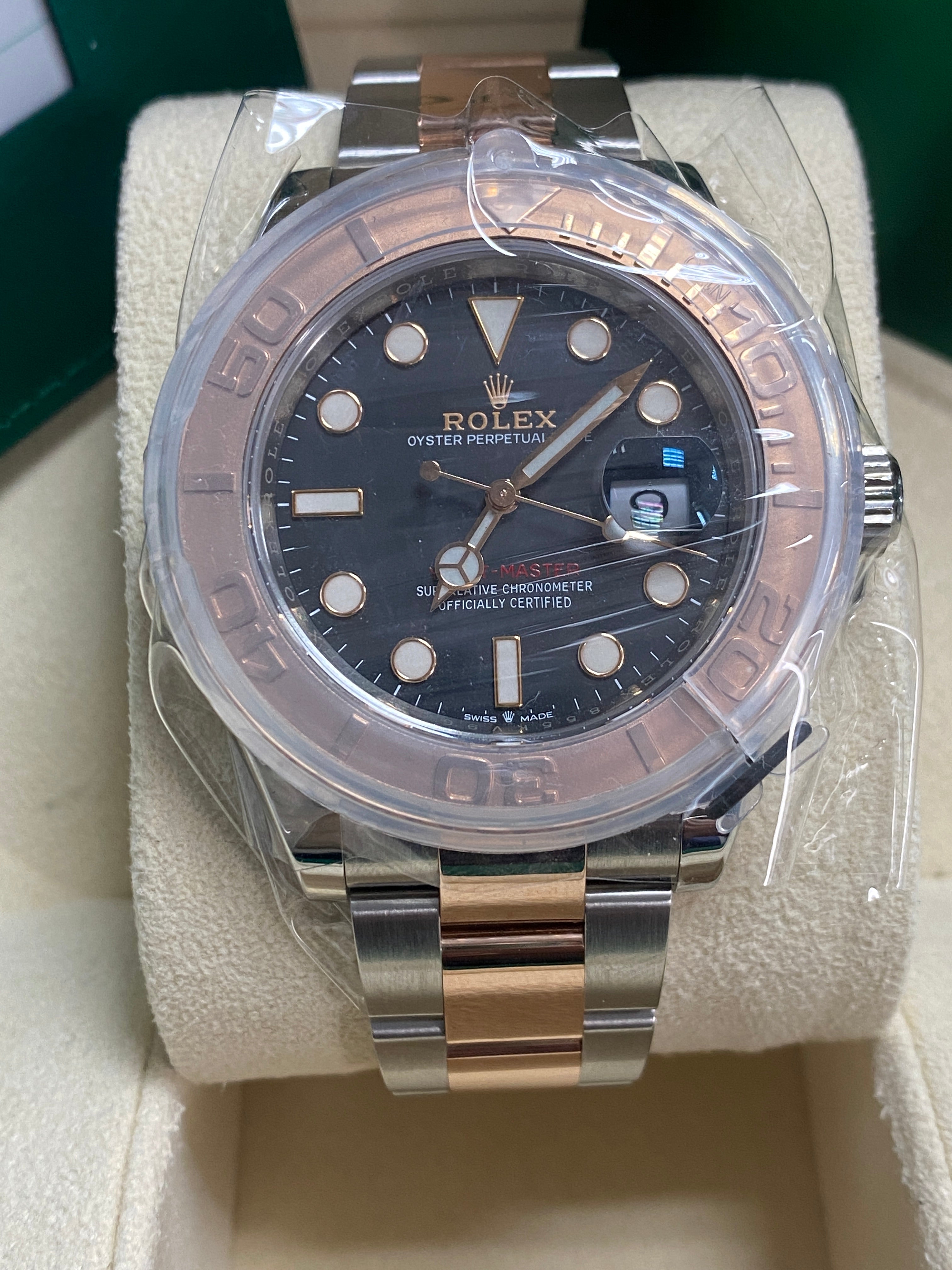 Rolex Yachtmaster Two Tone 40mm Menâ€™s Watch Full Set