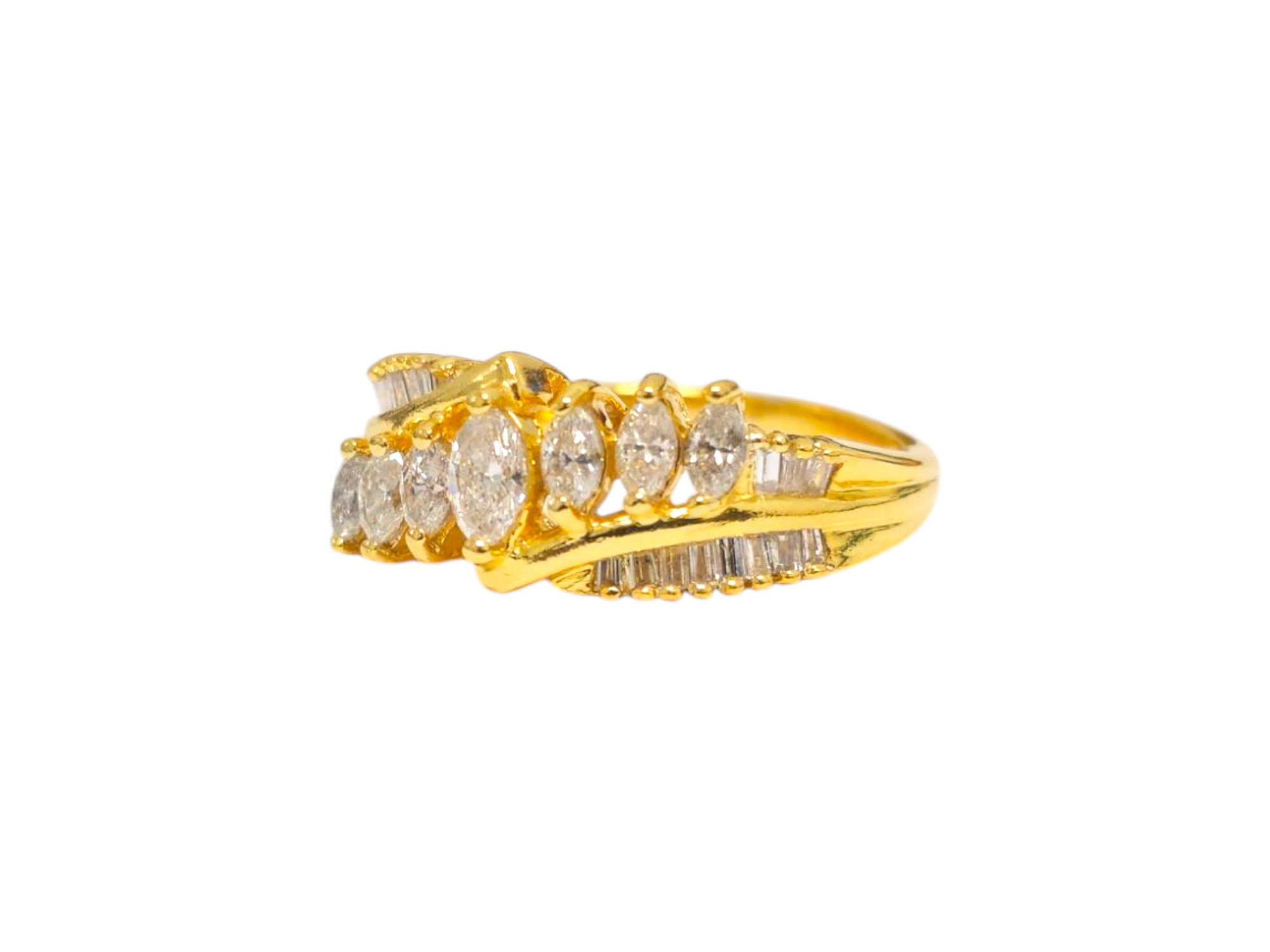 Vintage 1.50CWT Cluster Diamond Ring For Her in 14k Gold
