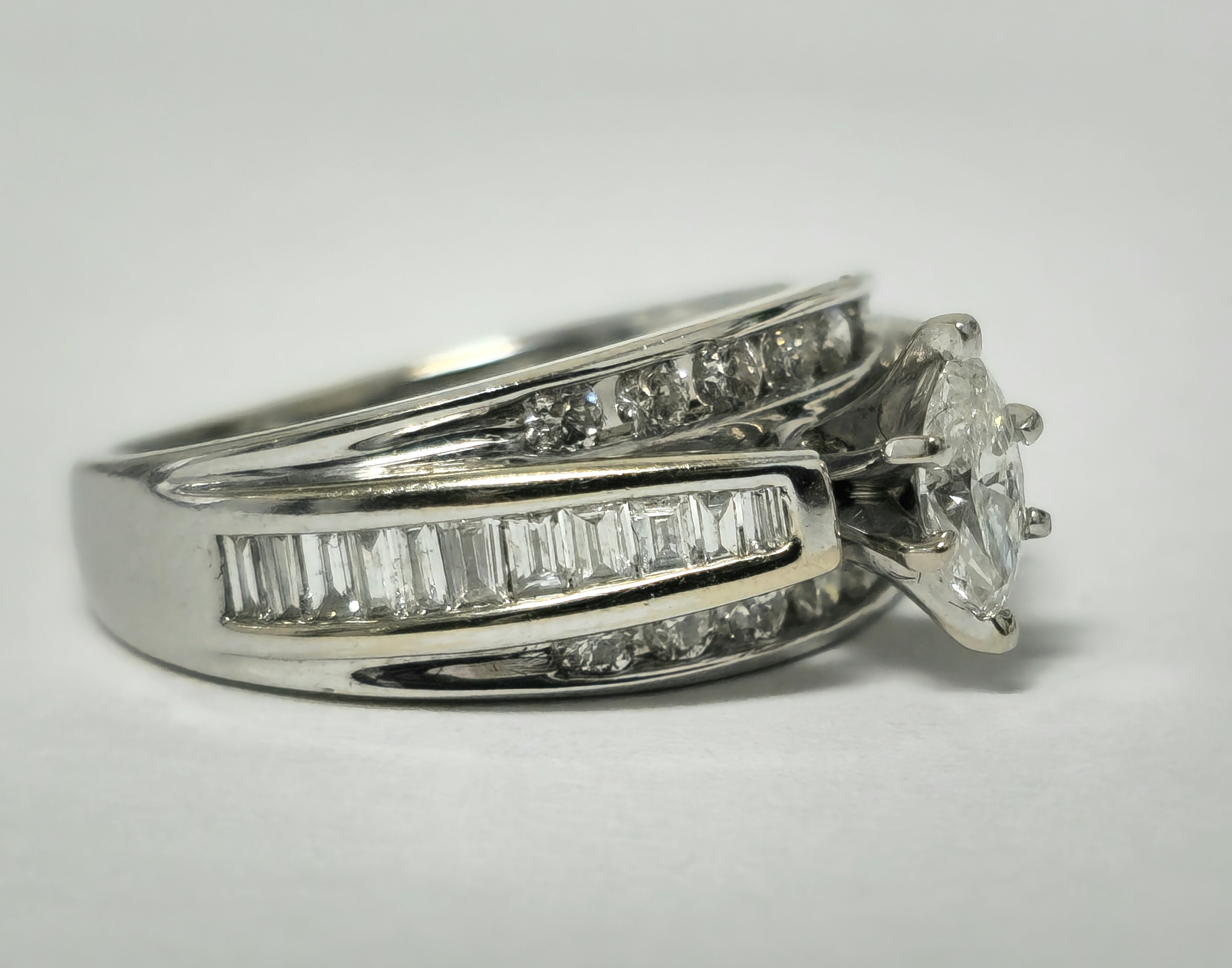 Vintage 2.40ct Diamond Gold Engagement Ring 14K Gold