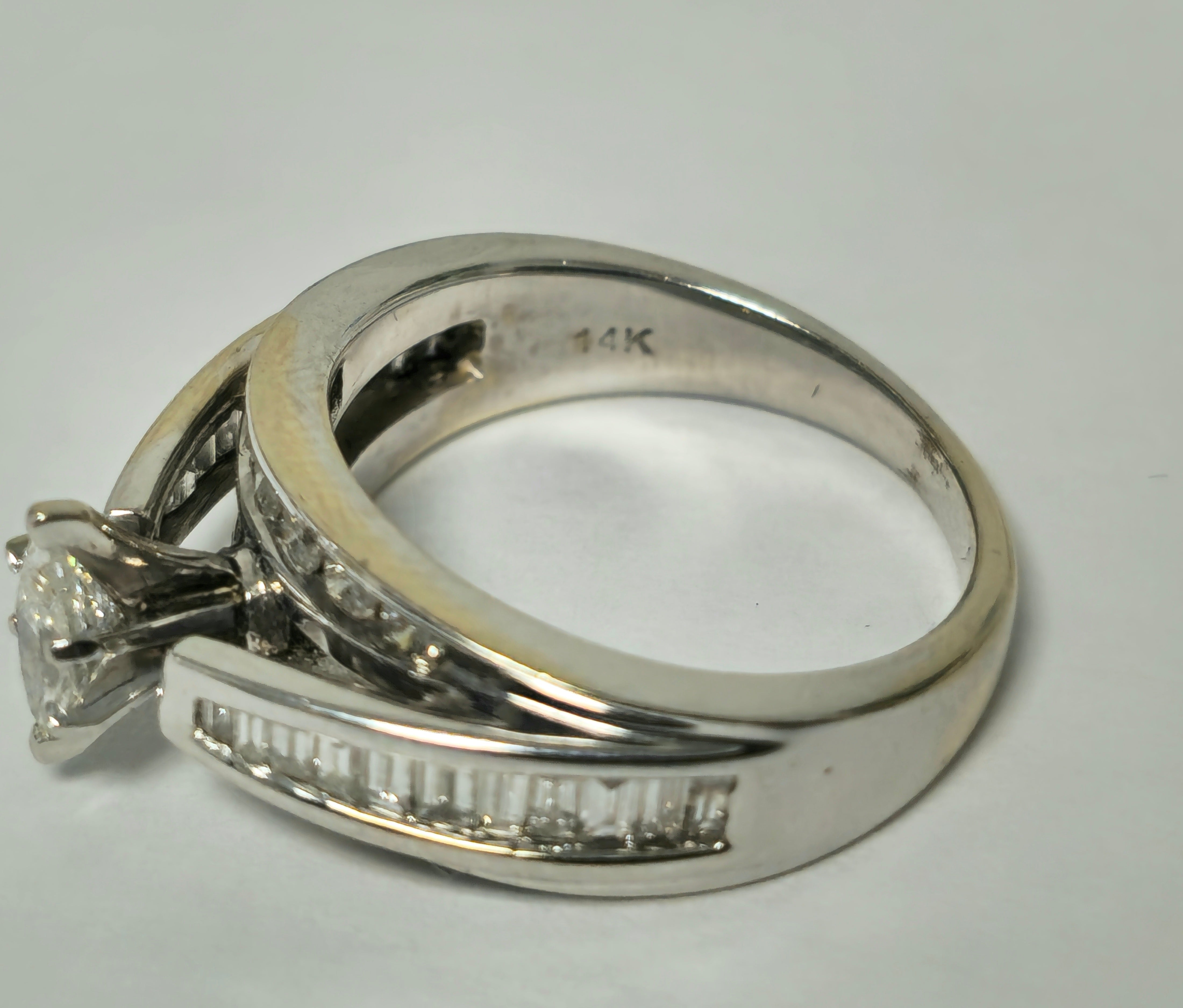 Vintage 2.40ct Diamond Gold Engagement Ring 14K Gold