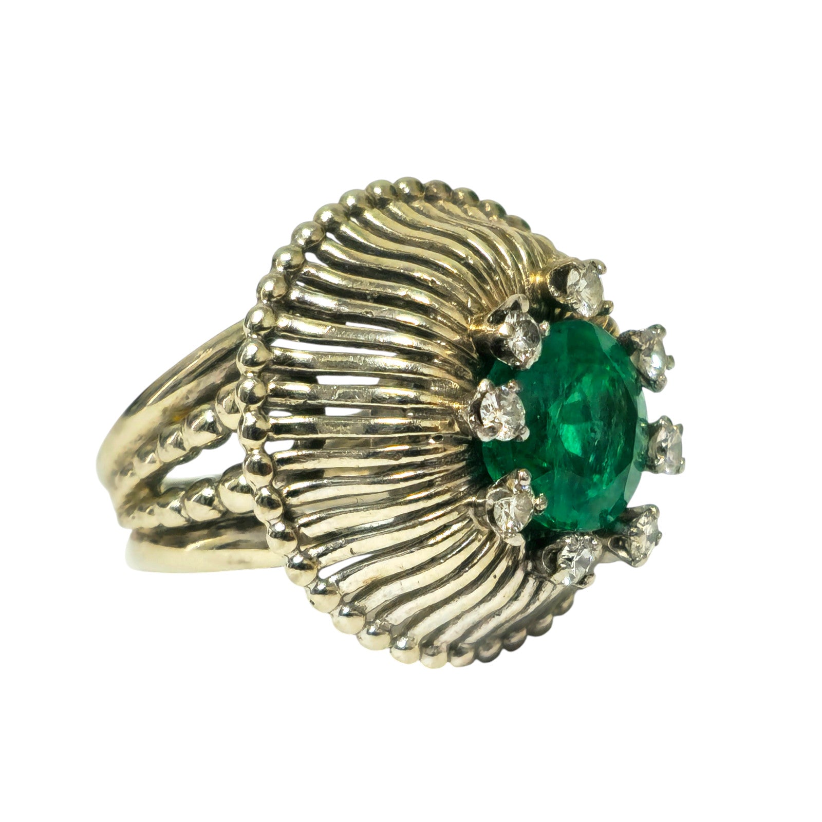 100% natural 4.50 Carat Colombian Emerald & Diamond Ring