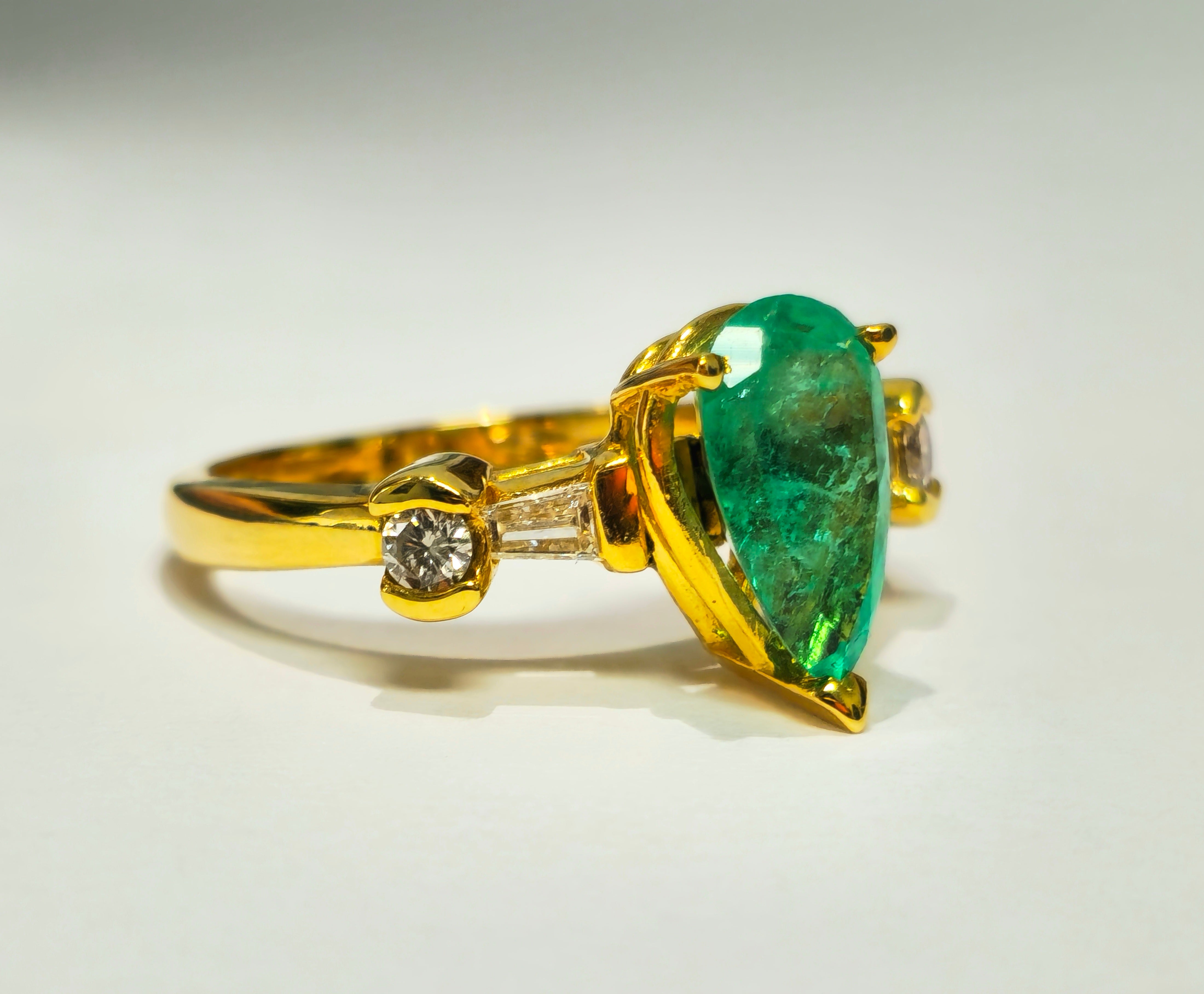 Womens 14K Yellow Gold, 2.30CT Diamond & Emerald Ring