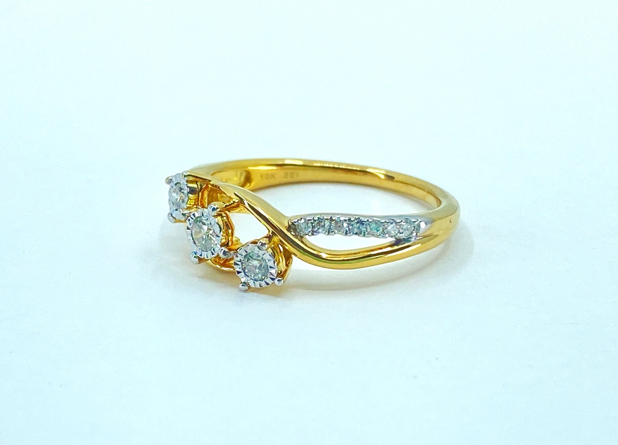Natural 1/2 Carat Diamond Engagement Ring For Her in 14k Gold