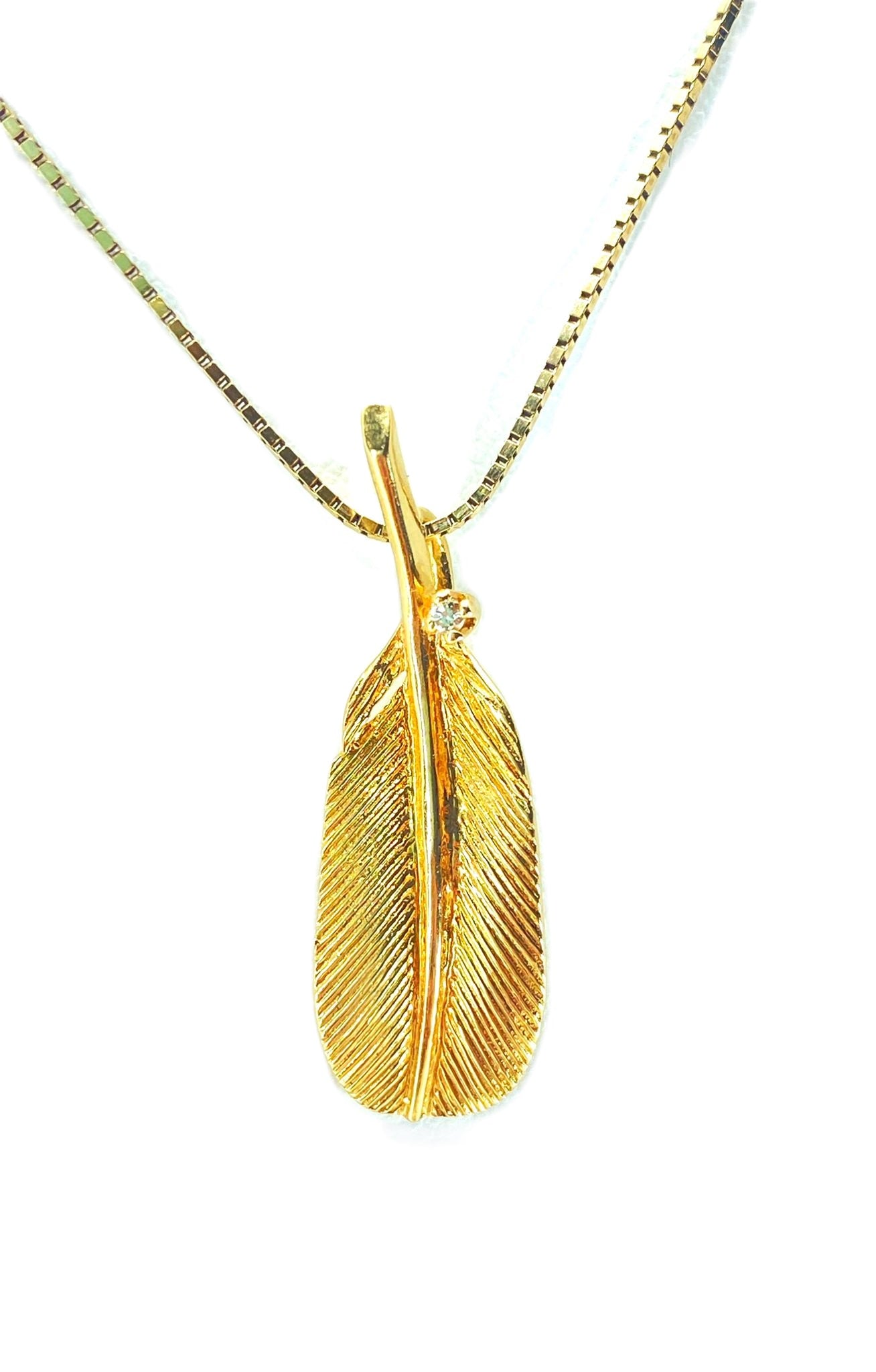 Victorian 14k Gold & VS Diamond Leaf Pendant For Her
