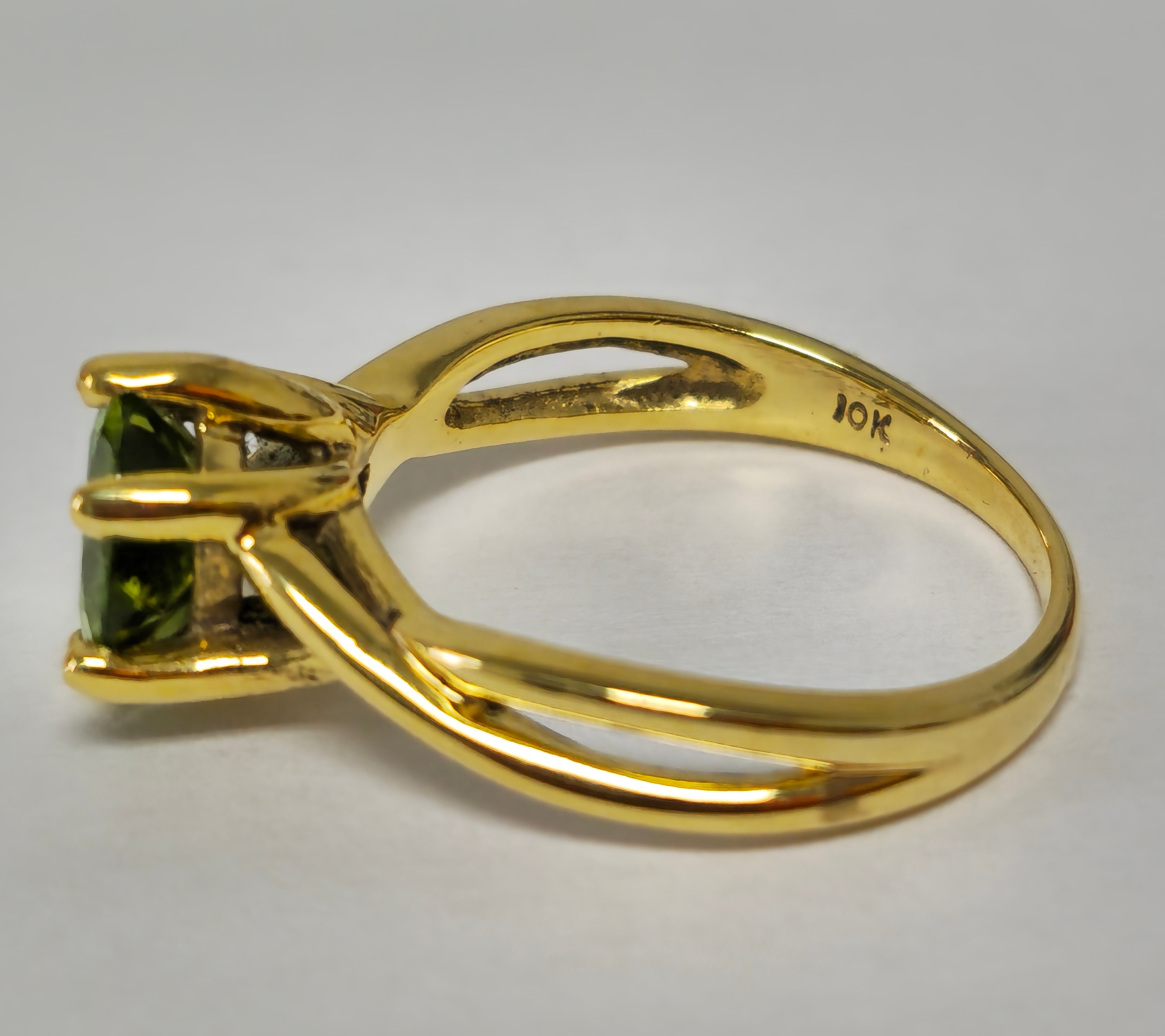 2.25ct Garnet Solitaire Ring Engagement Ring