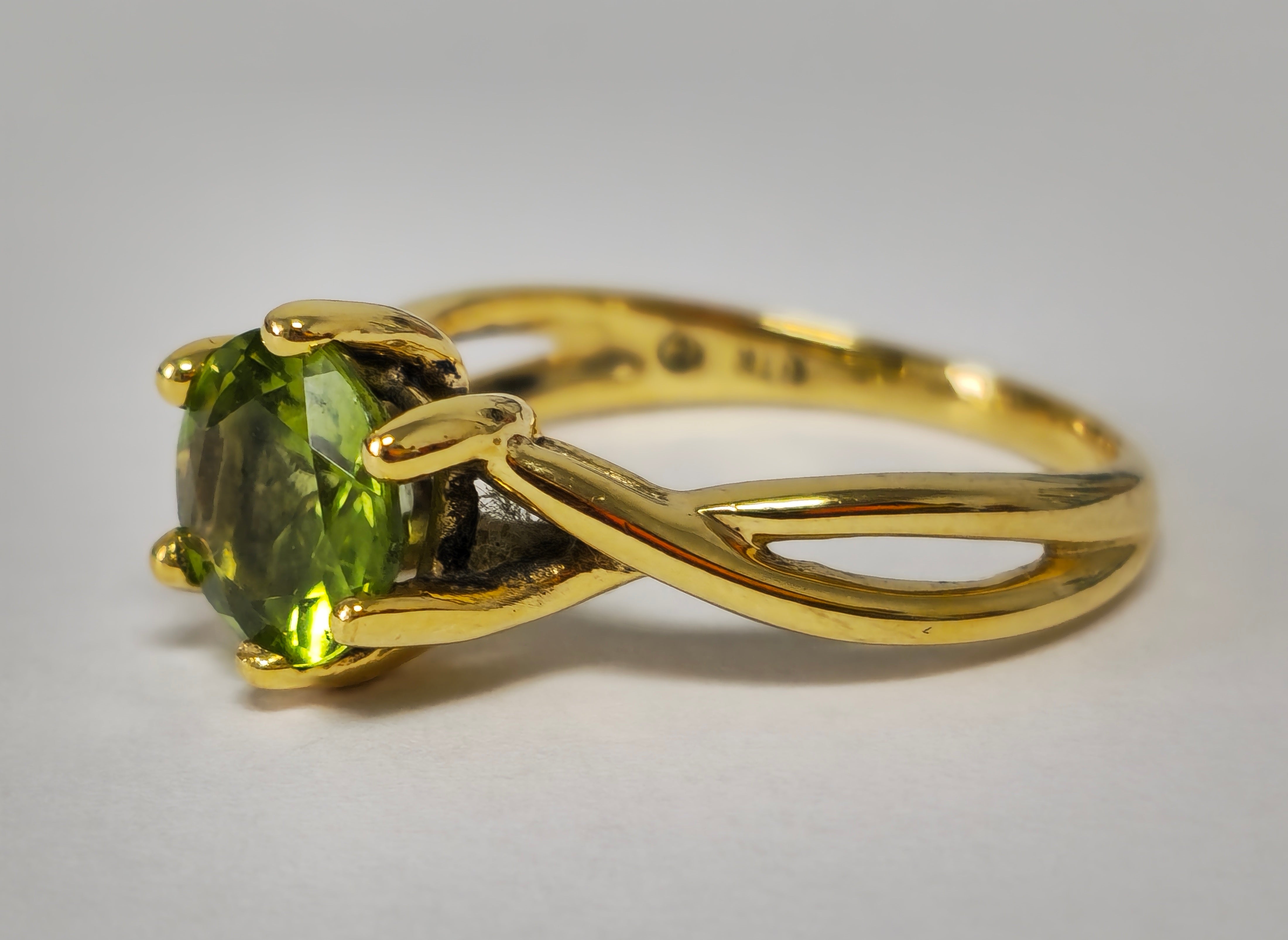 2.25ct Garnet Solitaire Ring Engagement Ring