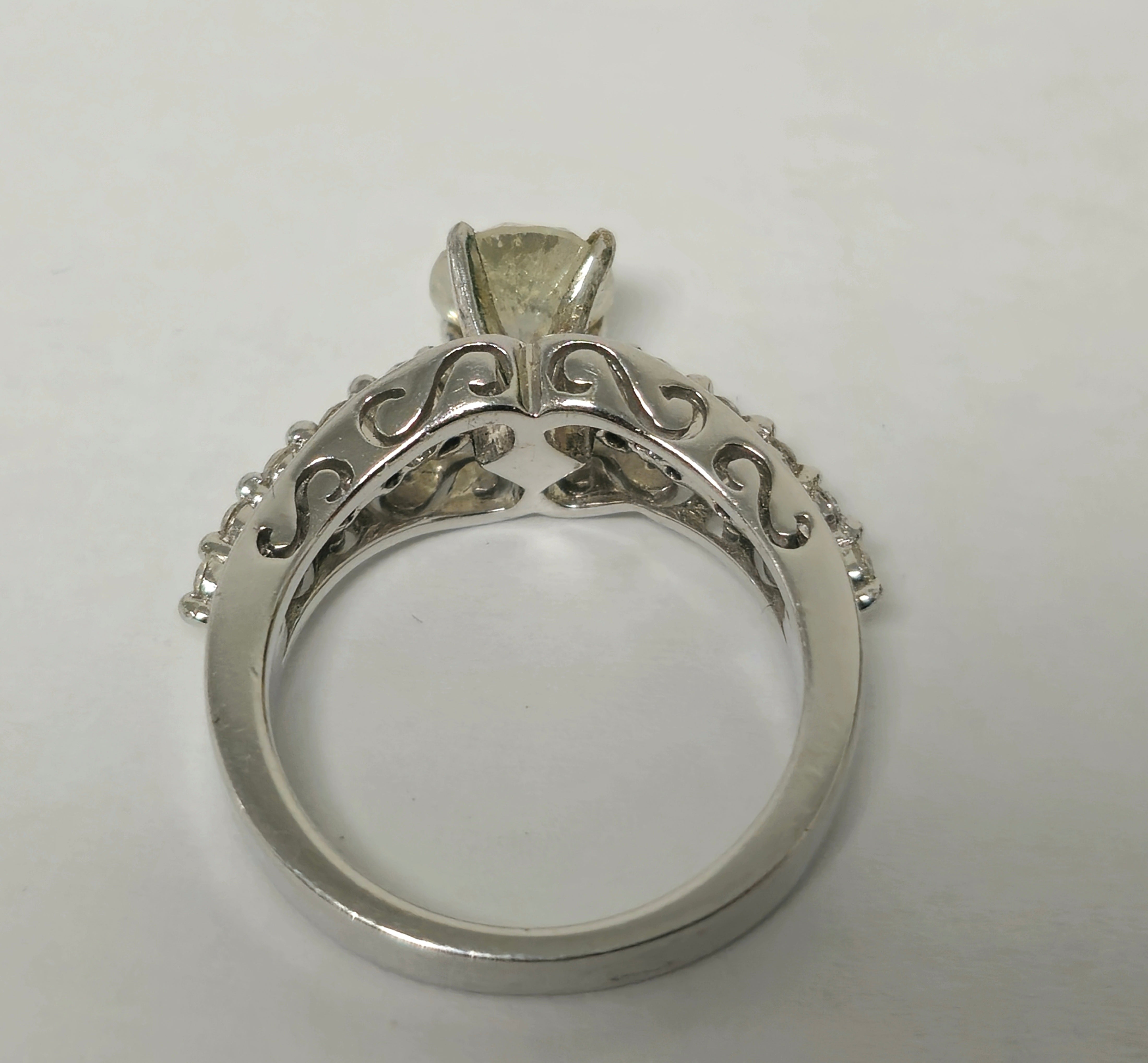 Classic Ladies 1.50 CT Diamond & 14K Gold Ring