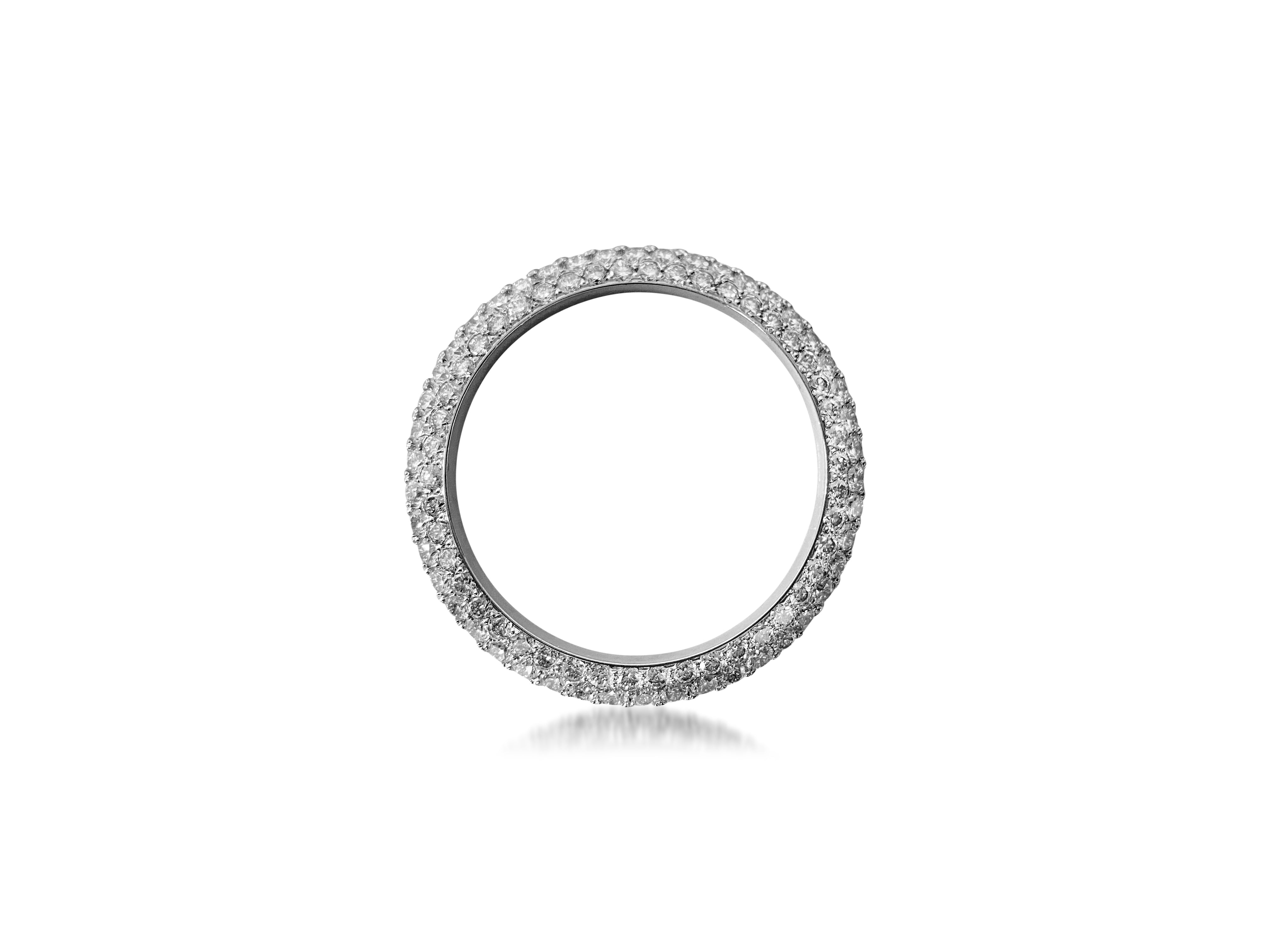 41 mm 4.5 ct Diamond and White Gold Bezel