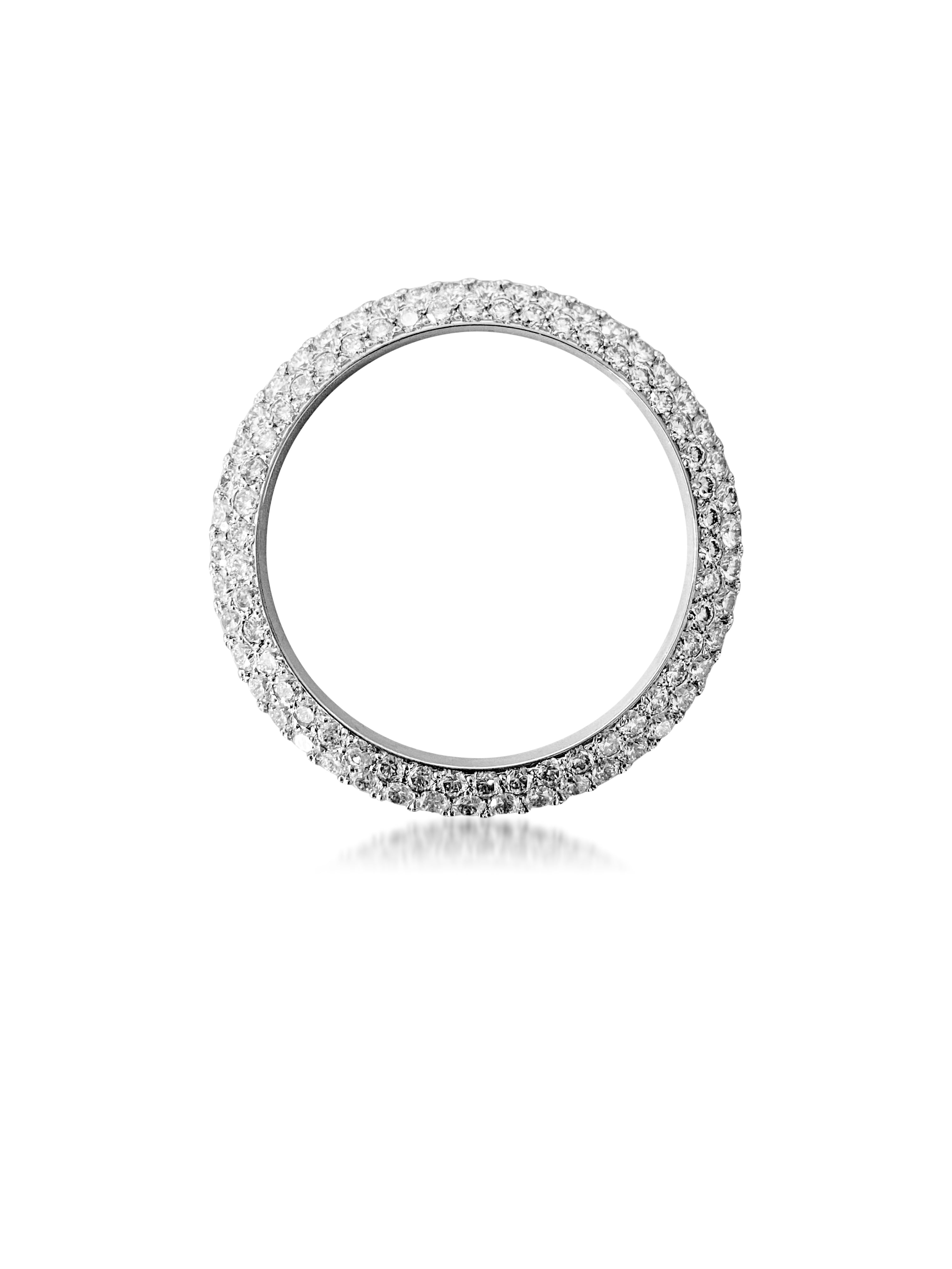 41 mm 4.5 ct Diamond and White Gold Bezel