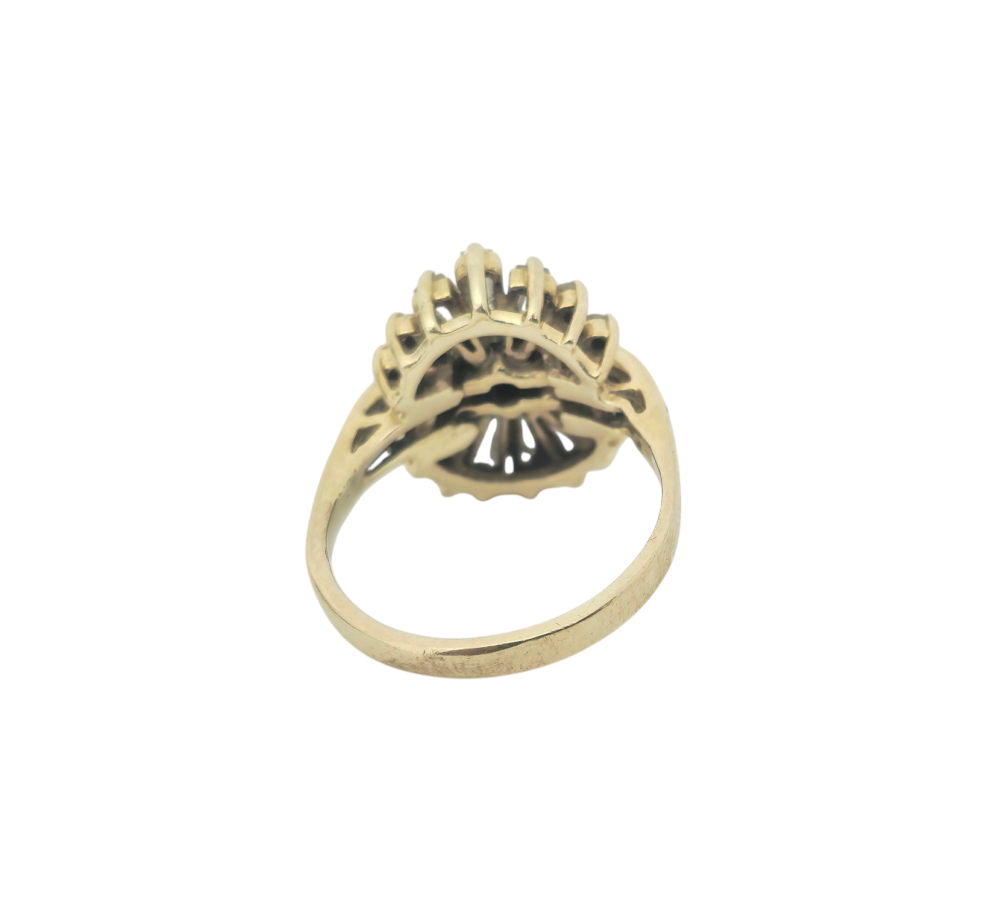 Vintage 2CWT diamond ring in 14k Gold