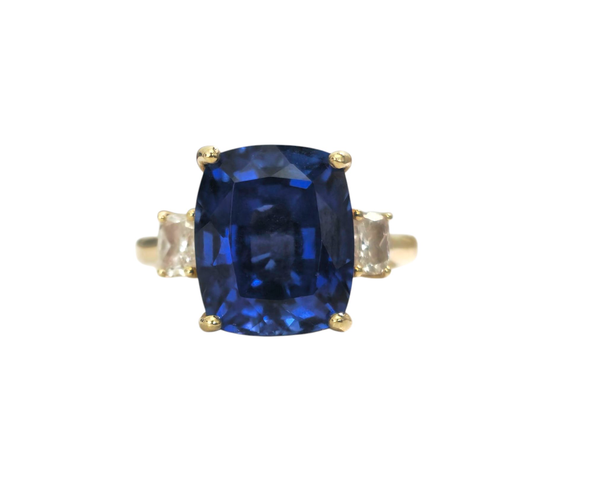 6.90 carat Blue Sapphire & Diamond Ring in 14k Gold