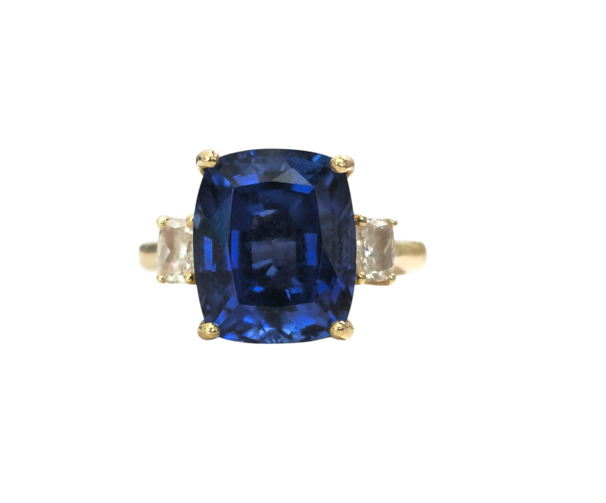 6.90 carat Blue Sapphire & Diamond Ring in 14k Gold
