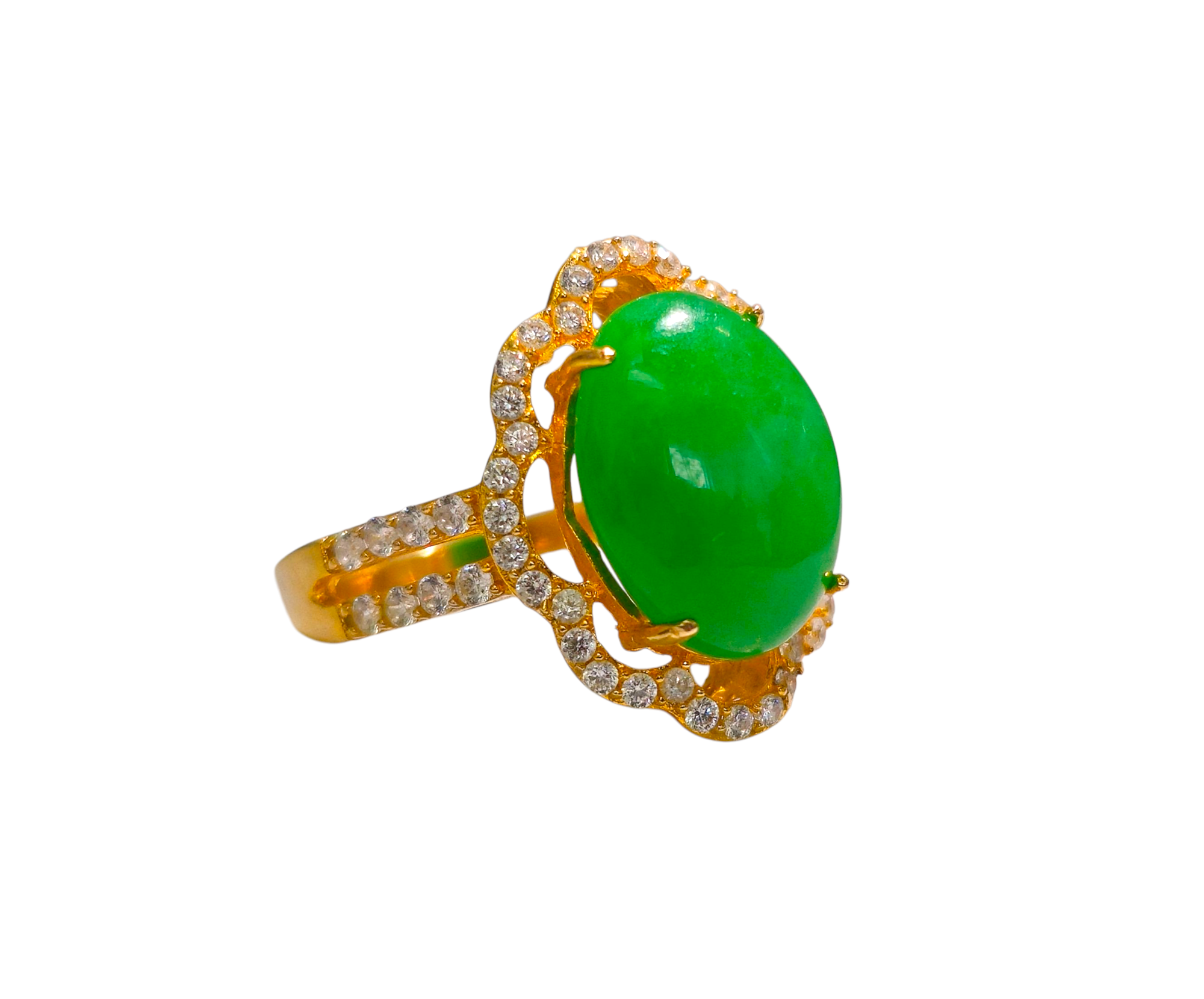 Jade & Diamond Ring in 18k Yellow Gold.