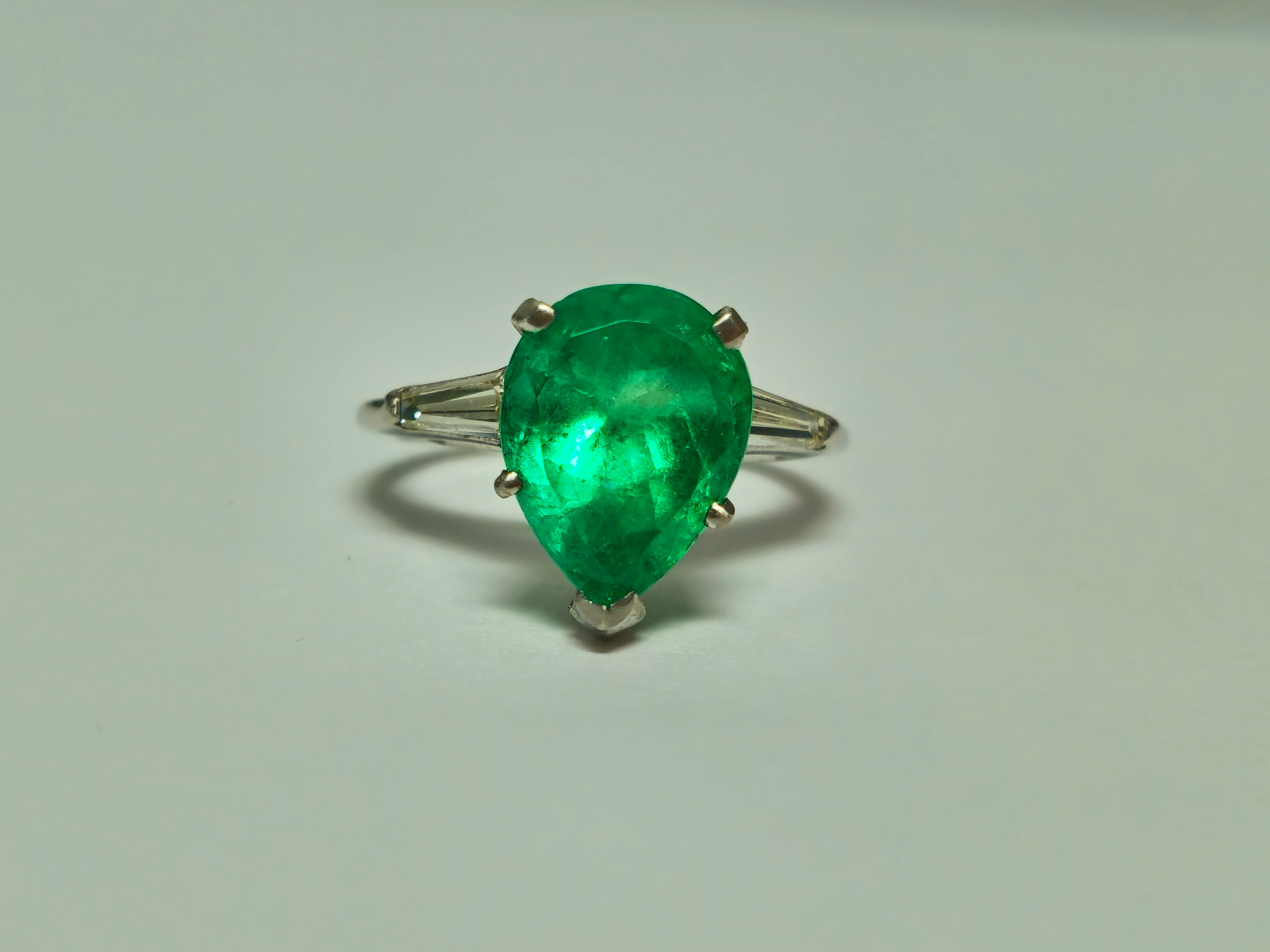 Vintage Emerald & Diamond Platinum Ring (Certified)