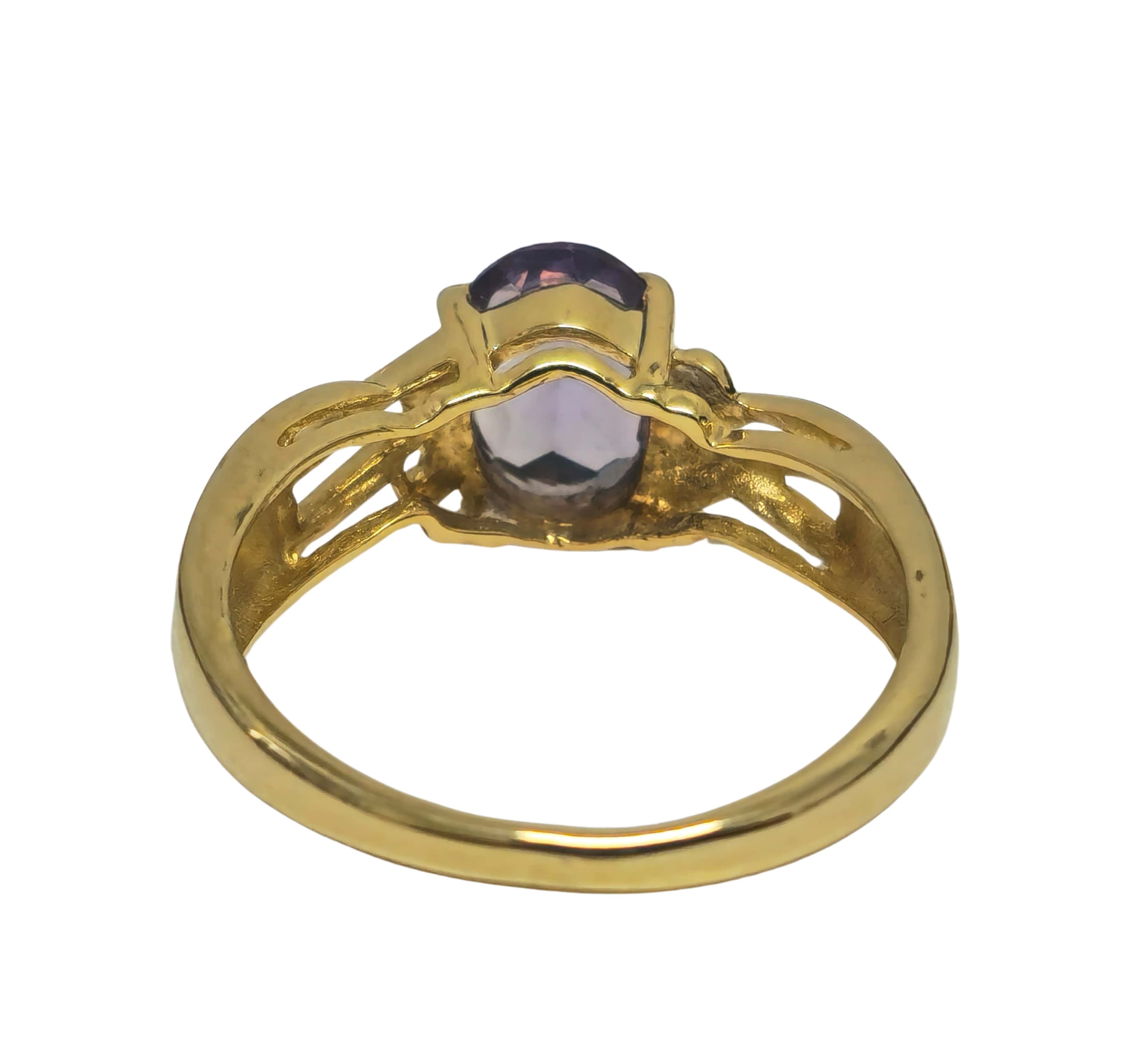 1.60ct Tanzanite Oval in 14k Gold Ring