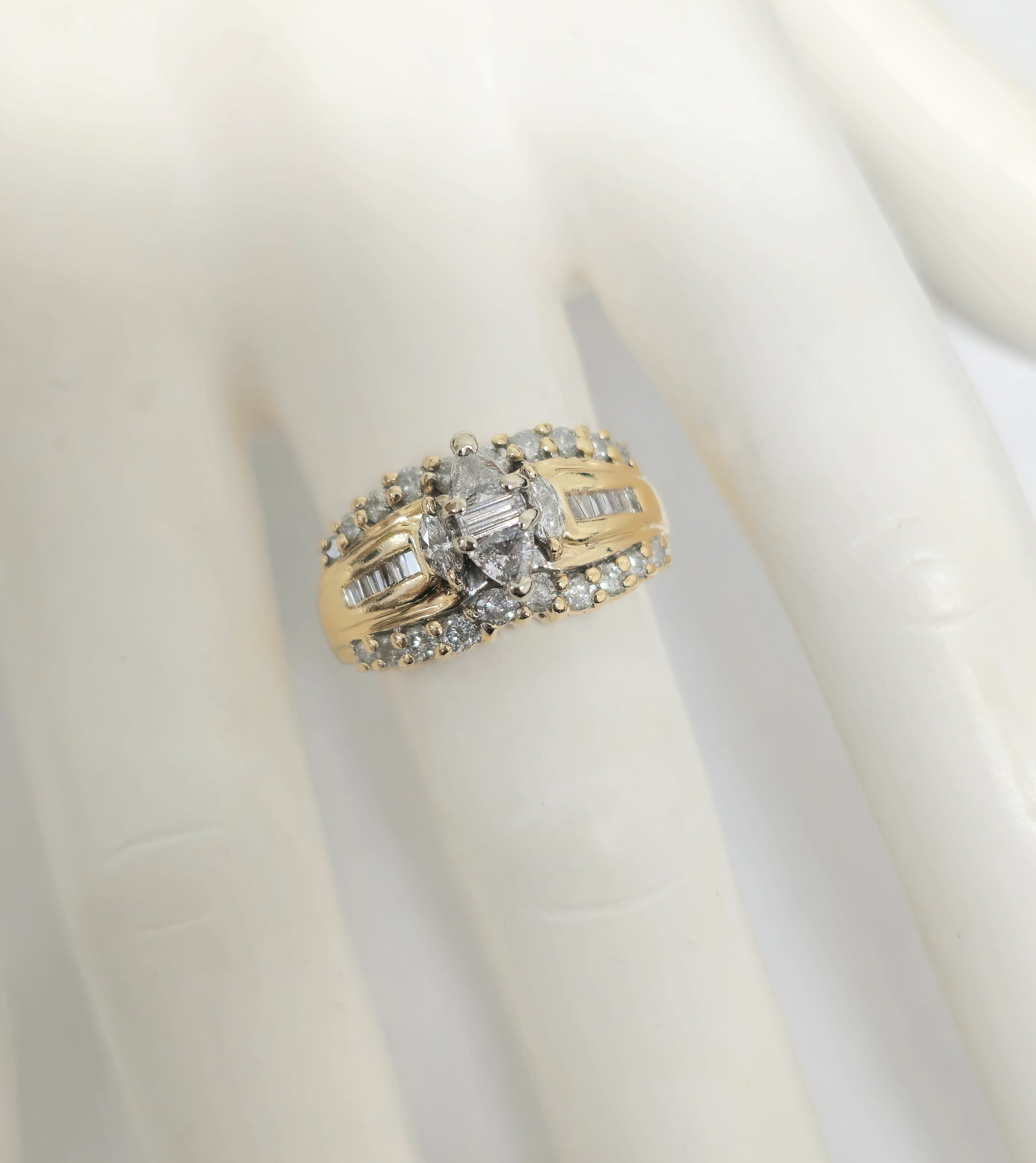 14k Gold 2.30ct Diamond Cluster Ring