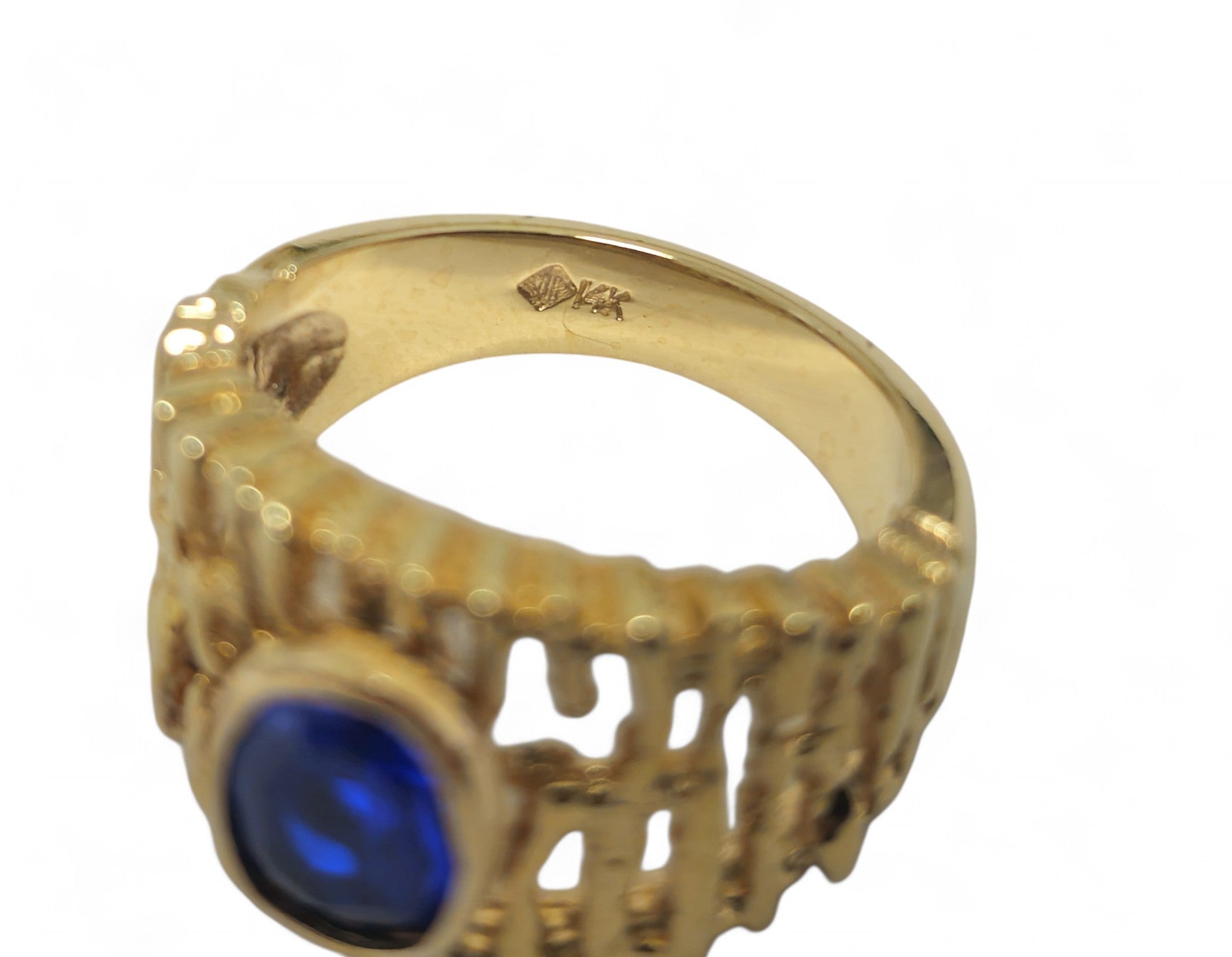 Solitaire Blue Sapphire 14k Yellow Gold Ring