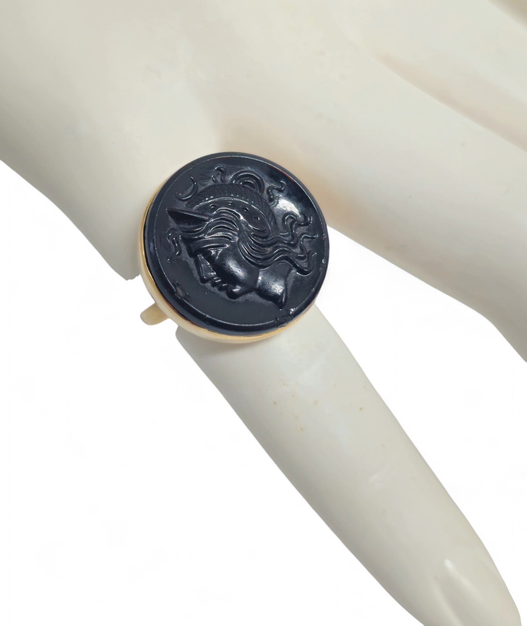 14k Yellow Gold Black Agate Cameo Ring For Womens
