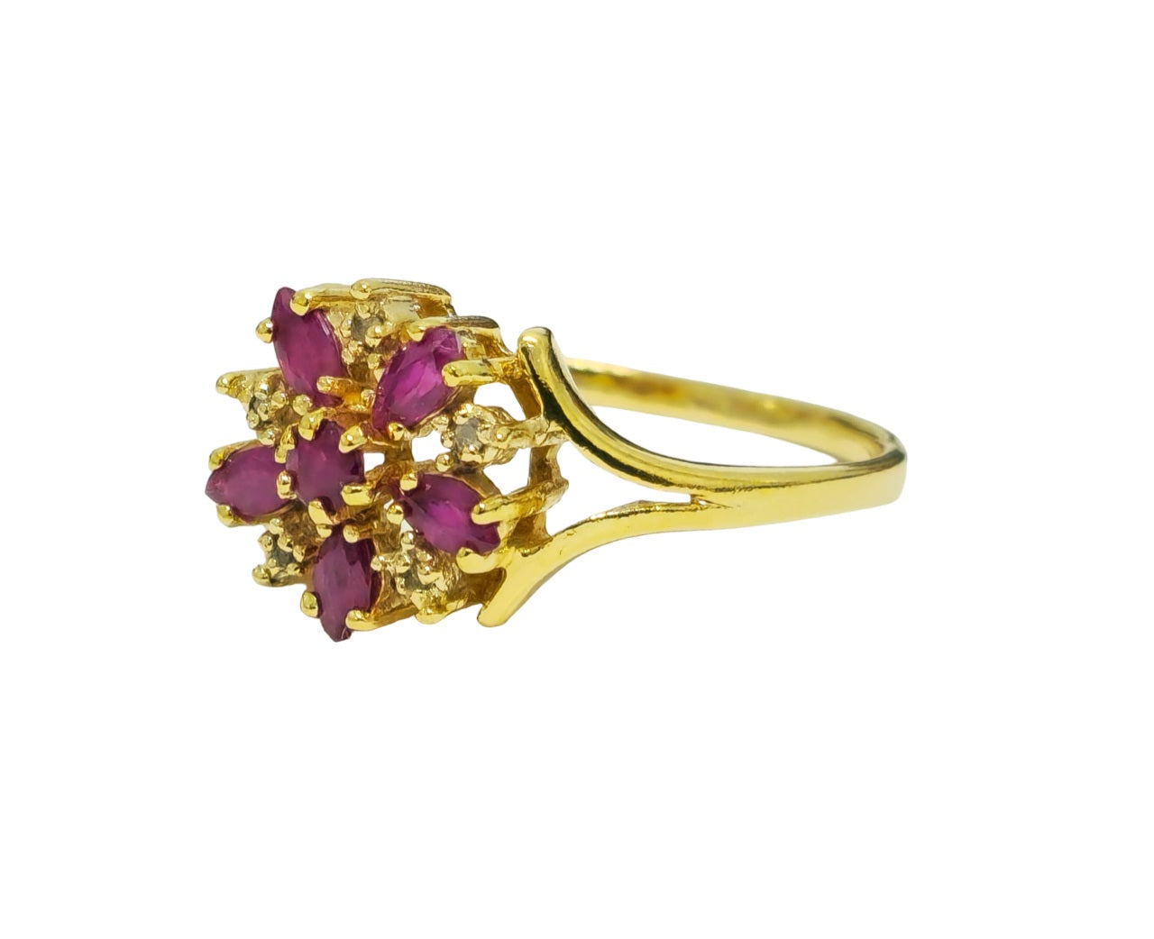 Classic 10kt Gold Ruby Diamond Ring