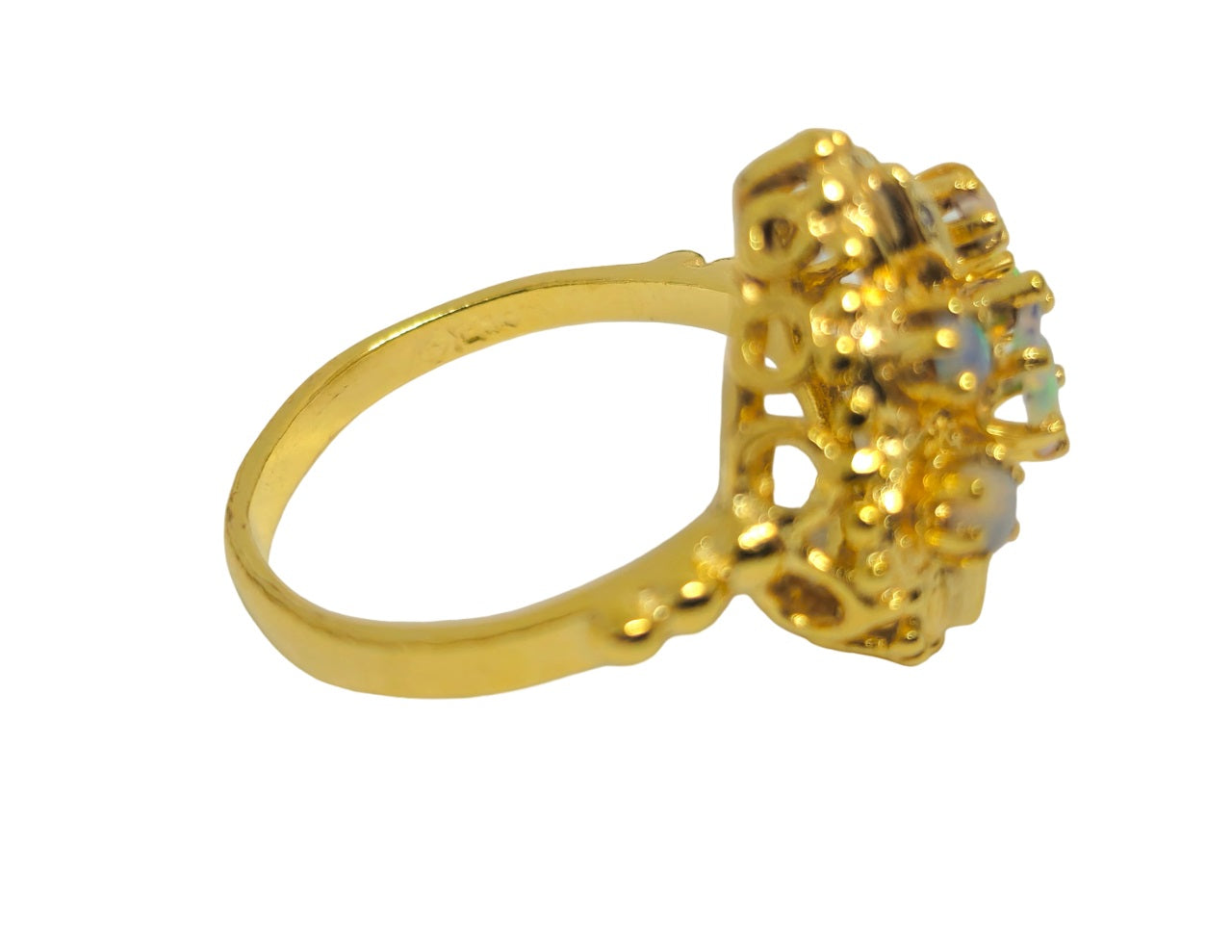 14k Gold Heart Motif Diamond Ring