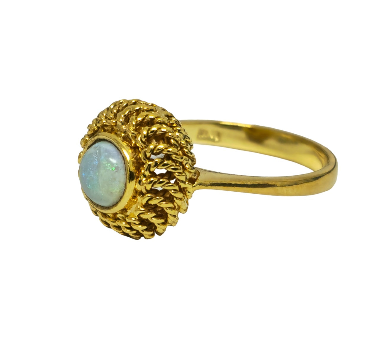 Vintage Opal Ring in 18k gold