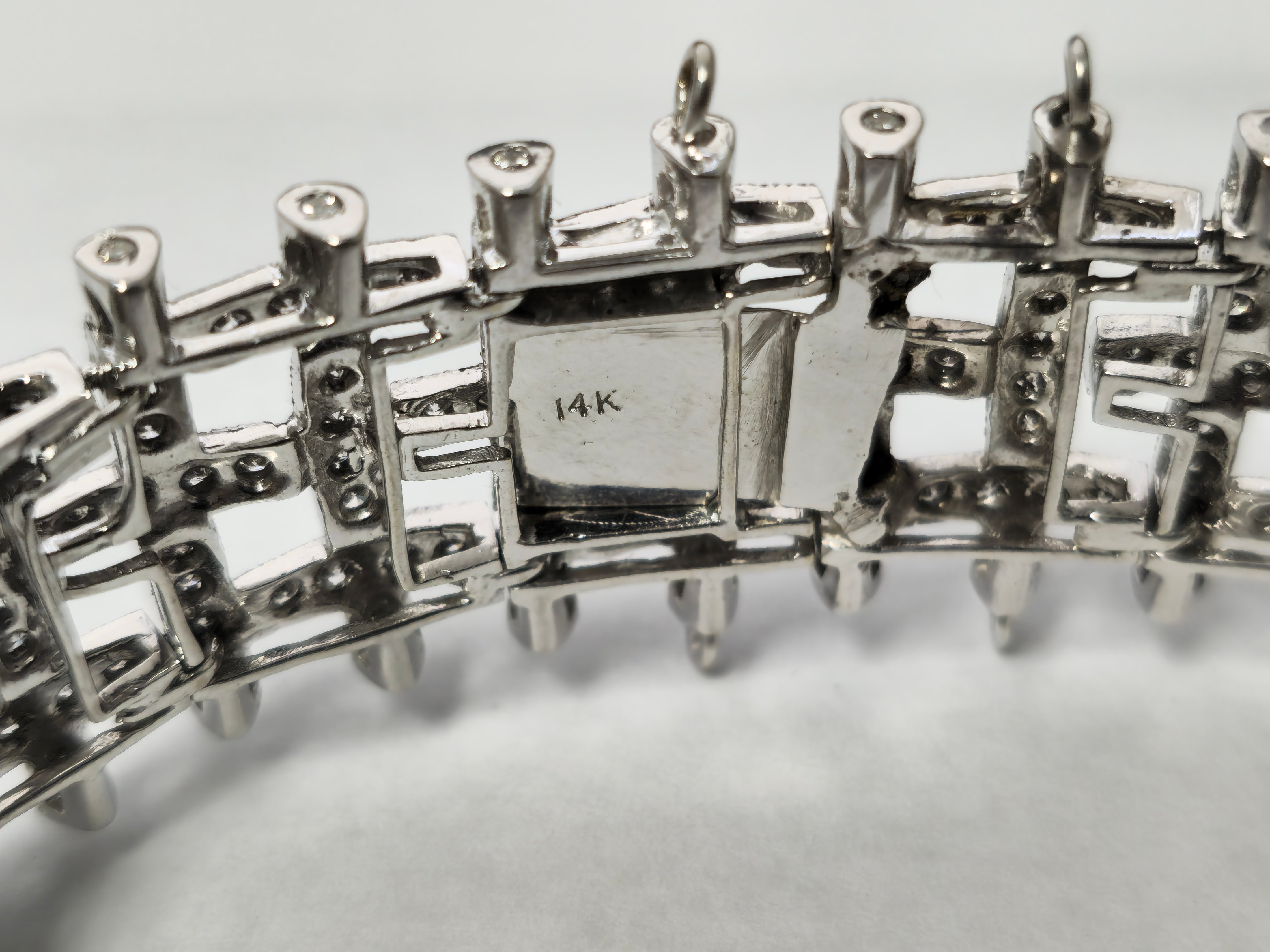 5 Carat Diamond Bracelet Set in 14k White Gold (GIA)
