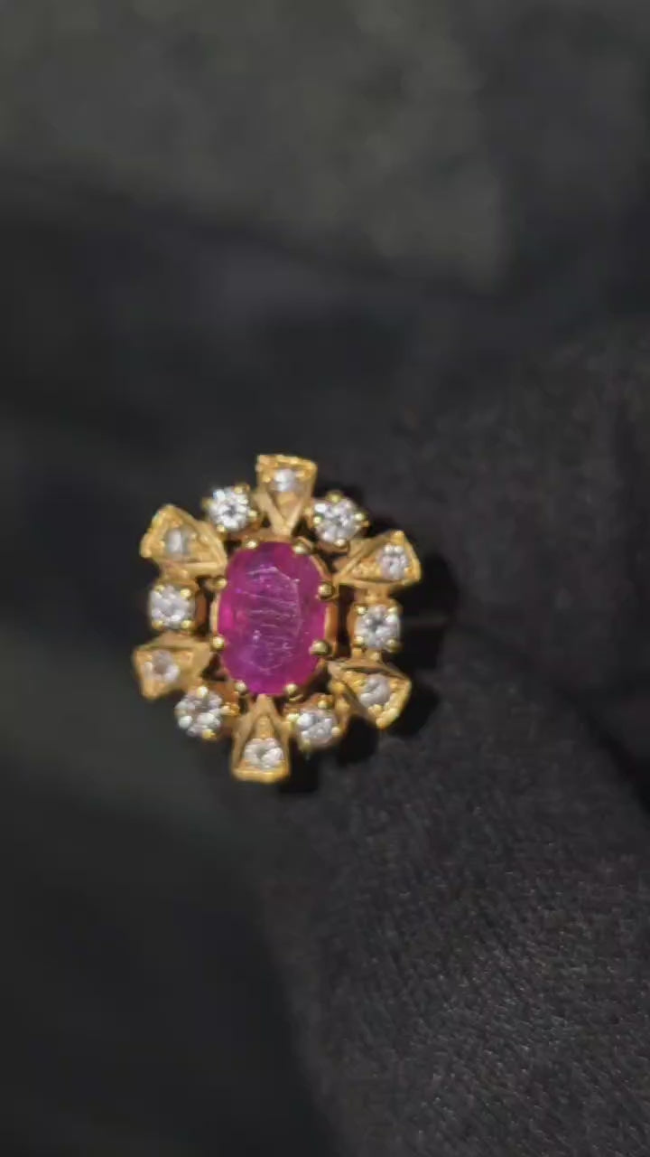 Antique Ruby & Diamond Ring in 18k Yellow Gold2
