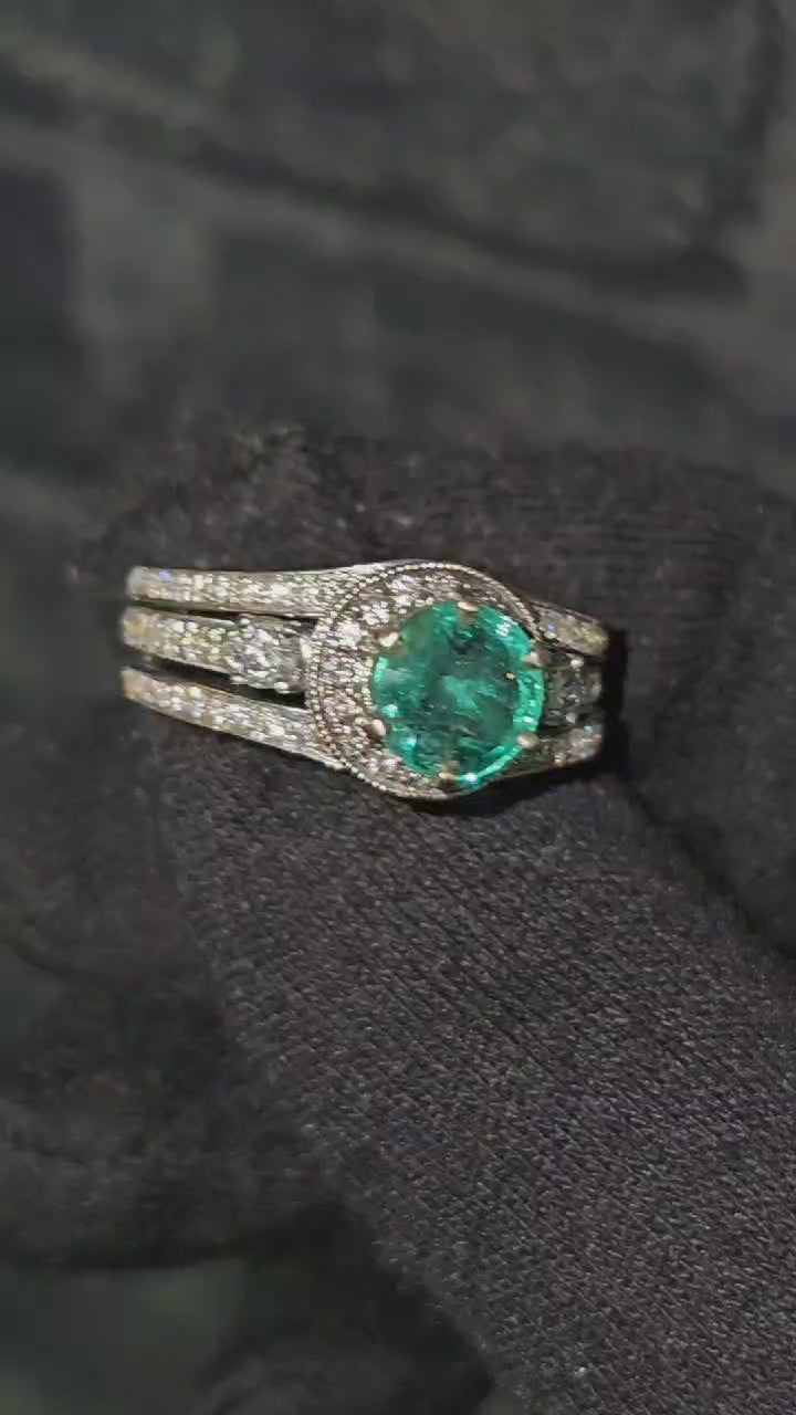 Art Deco, Emerald & Diamond Ring in 14k White Gold.