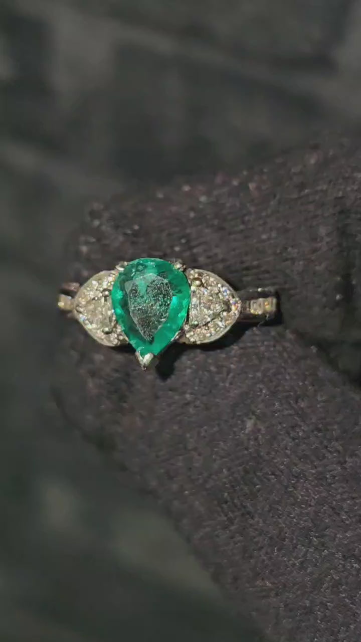 2.50 Colombian Emerald Diamond Cocktail Ring 18k Gold