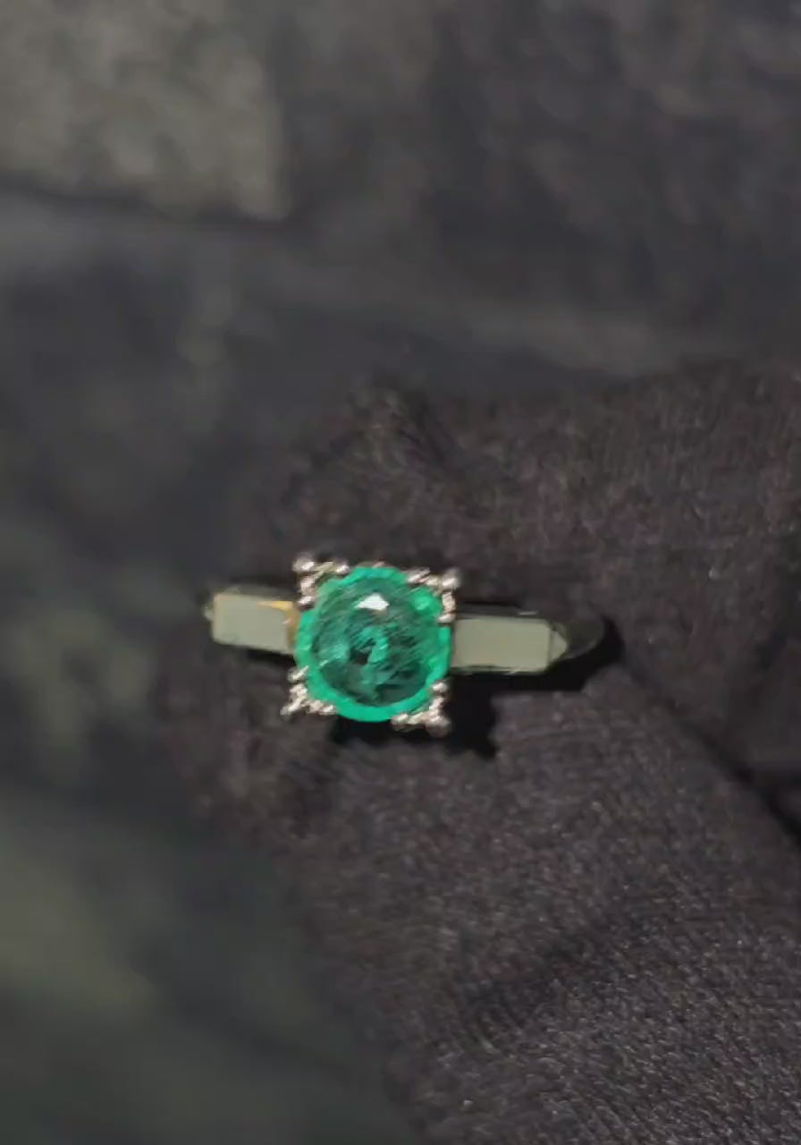 Certified Natural 2.00 Carat Emerald Platinum Ring